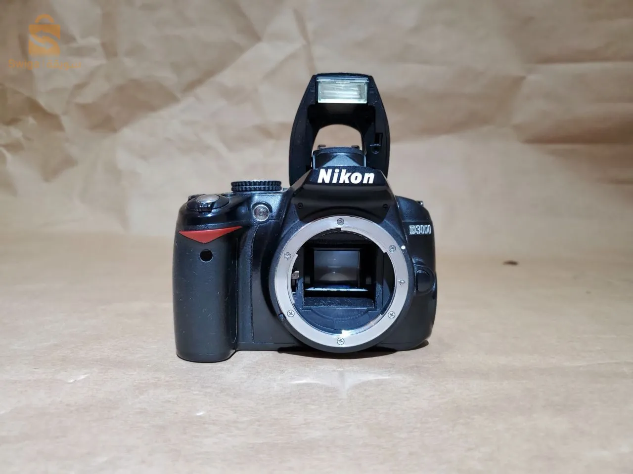 سلام كاين nikon d3000 للبيع نظيفة بزاف فيها فلاش ميضربش افار اعدادات ولا مع باتري اصلية و شارجور + كارت ميموار 16 جيڨا سعر راح يكون 23 لي مهتم يبعتلي فرصة متعوضش لي حاب يتعلم ولاية برج بوعريريج وتوصيل متوفر