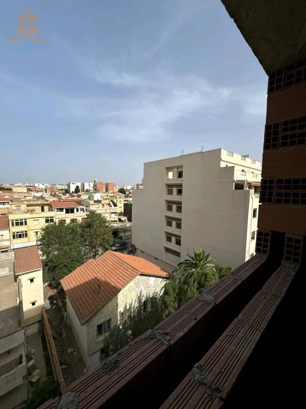 برطمة f4   مع بوكس باركينغ تاعها  💥💥💥