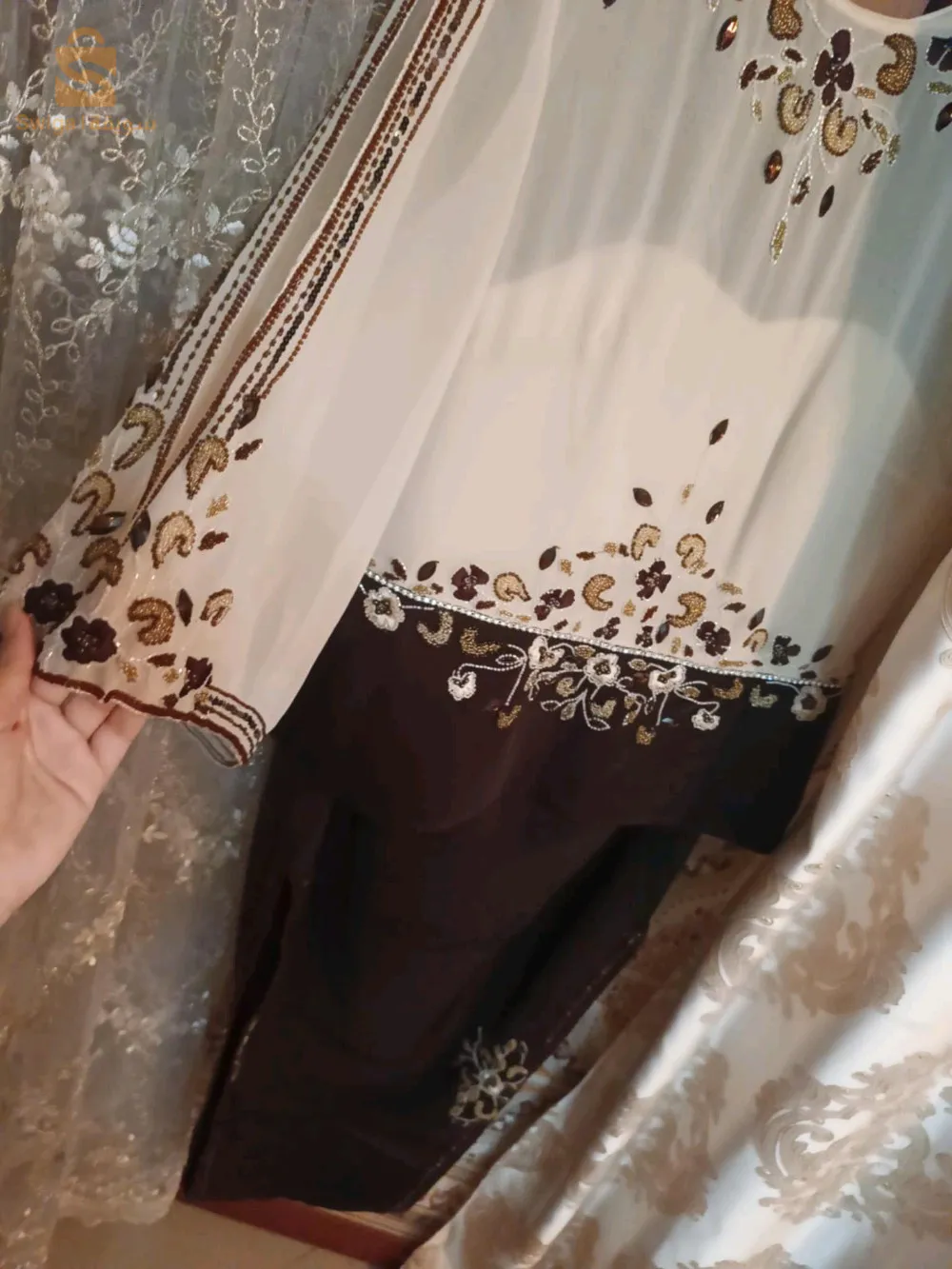 ملابس اعراس