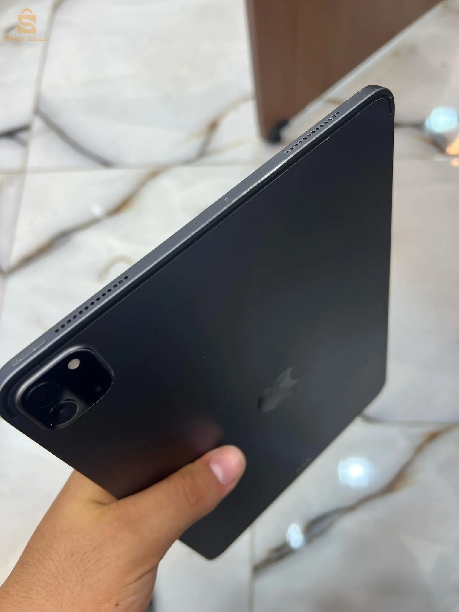 Ipad pro 2020 stockage 256 batterie 88% etat 9/10 marche 10/10