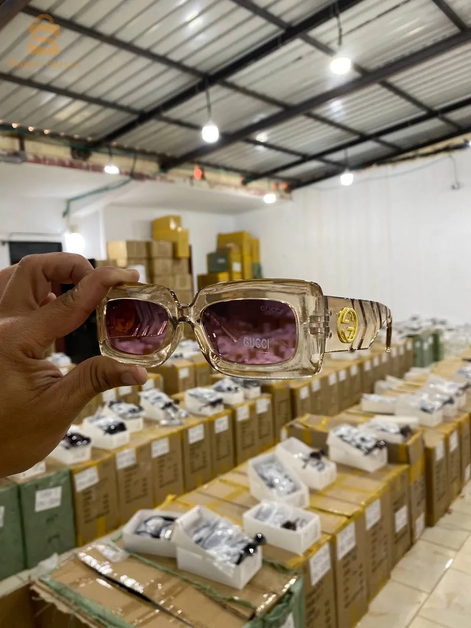 نضارات شمسية نسائية