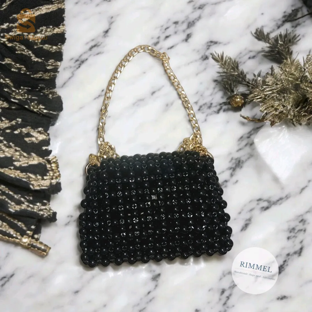 صاك بالمهرجان الاسود