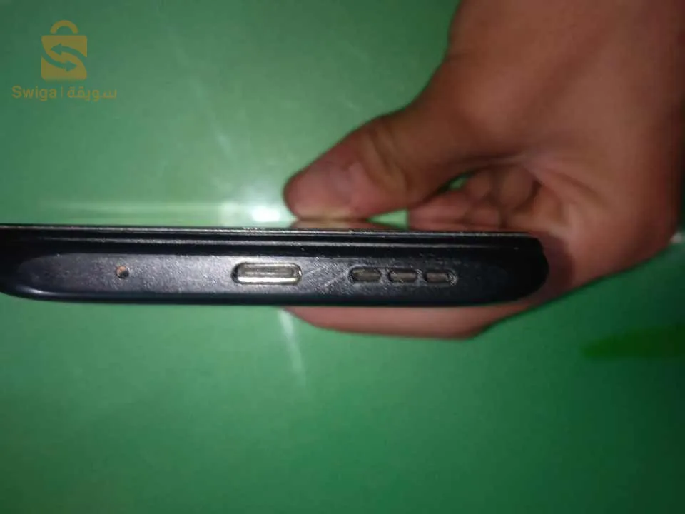 poco m3 
ram: 4+1💿
rom: 64 💾
patree 6000 🔋Avec fast charj 🔌
Processeur: Snapdragon 662 🎮
mach9o9 kima rah yban fl foto❎
m3ah kabl charjor brk 🚫
nbi3 w nberz