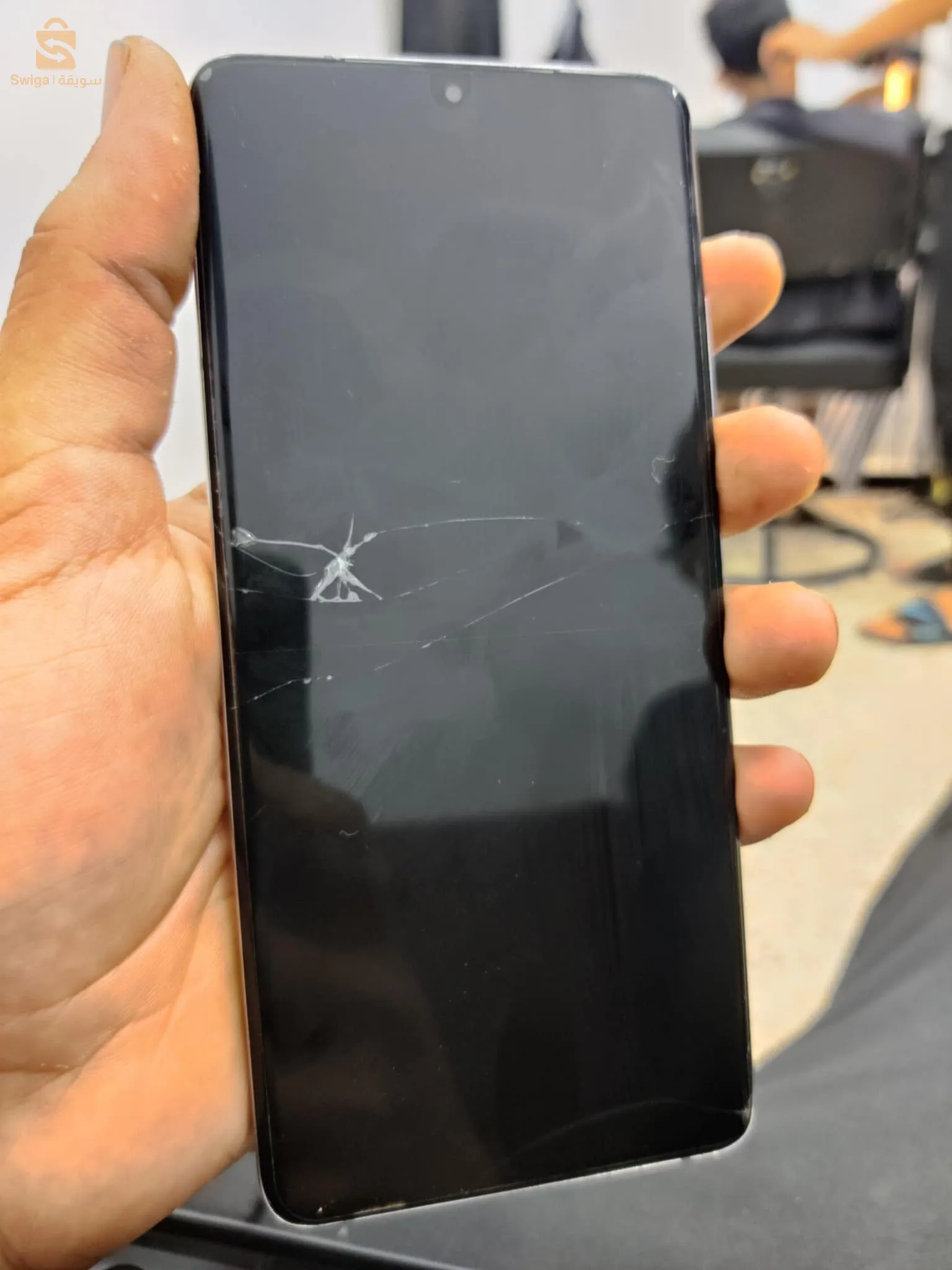 s21 ultra 
12/128
snapdragon888
مكسر glass
0555371356
للبيع او المبادلة