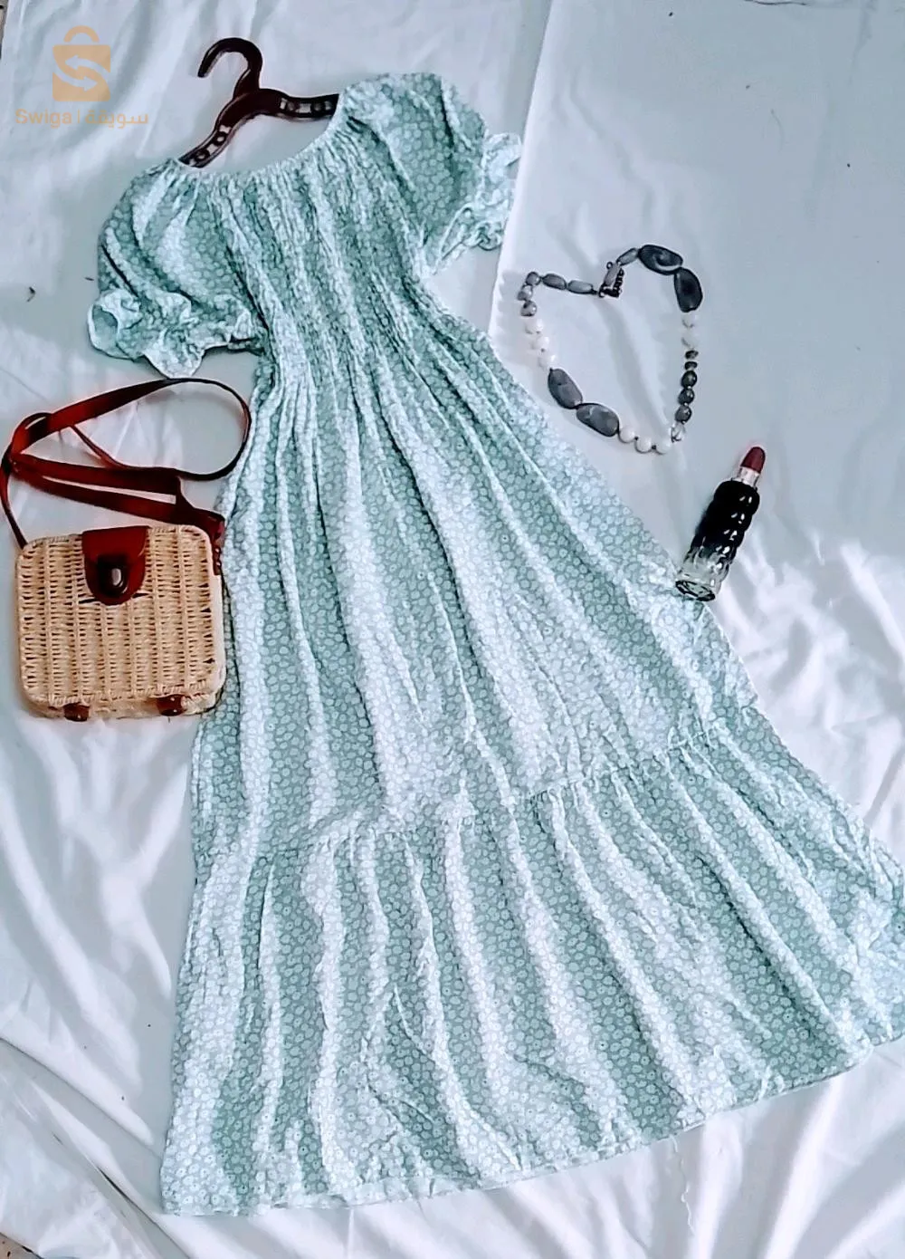 ملابس نسائية ذات جودة عالية وبسعر خيالي اغتنمي الفرصة سيدتي