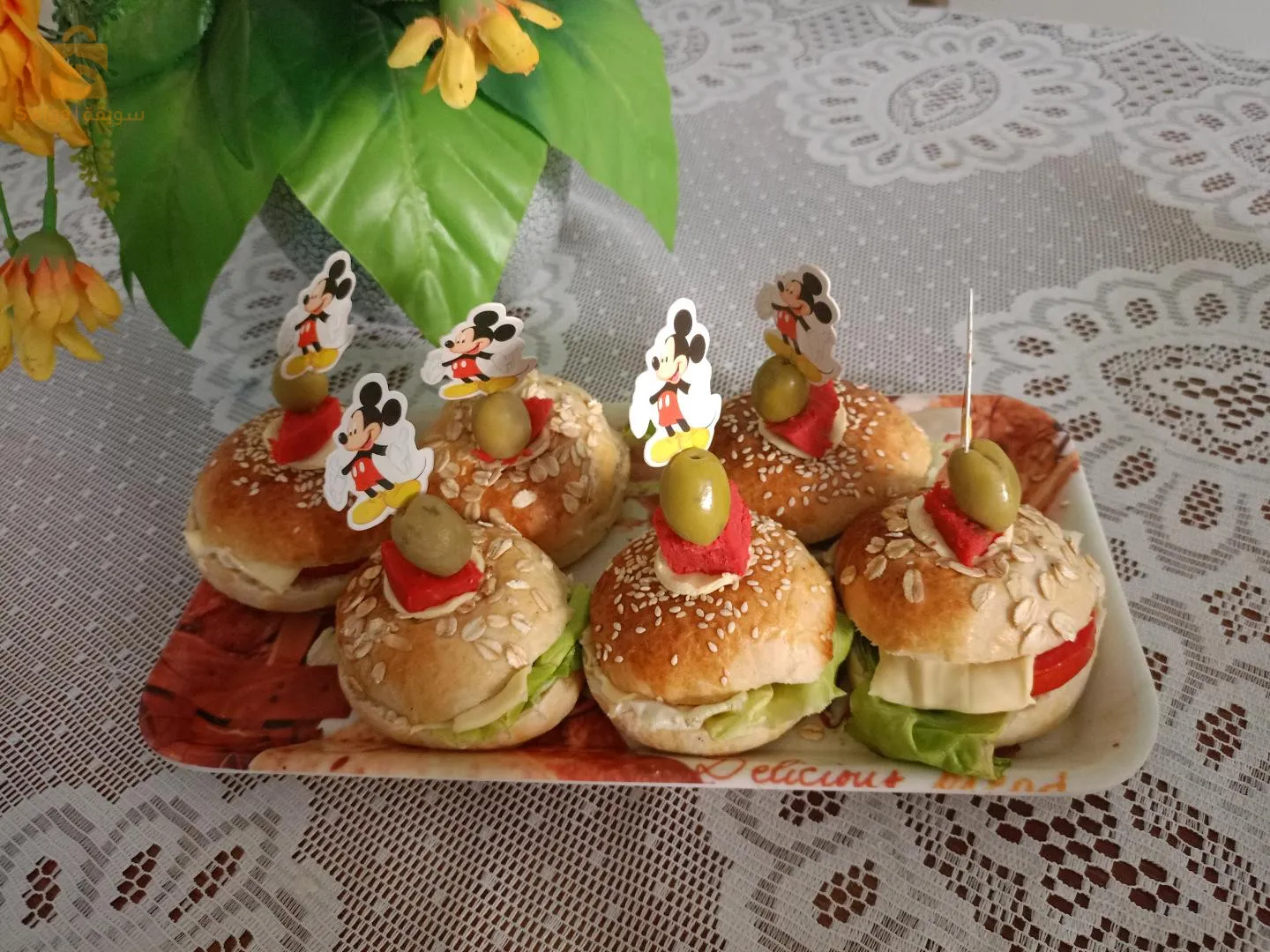 gâteau d'anniversaire et salés