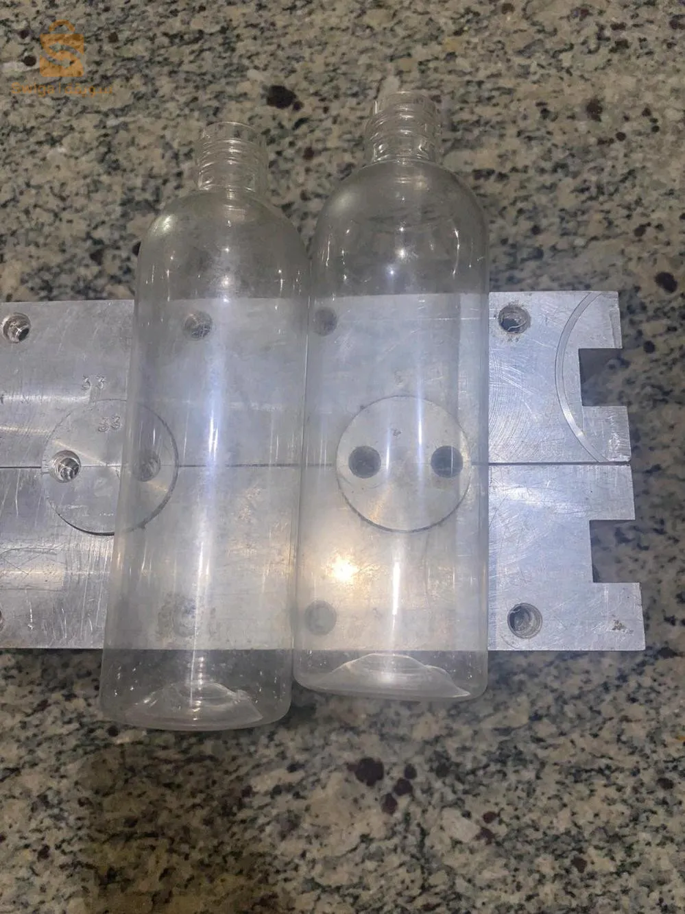 moule injection plastique bouteille 33cl