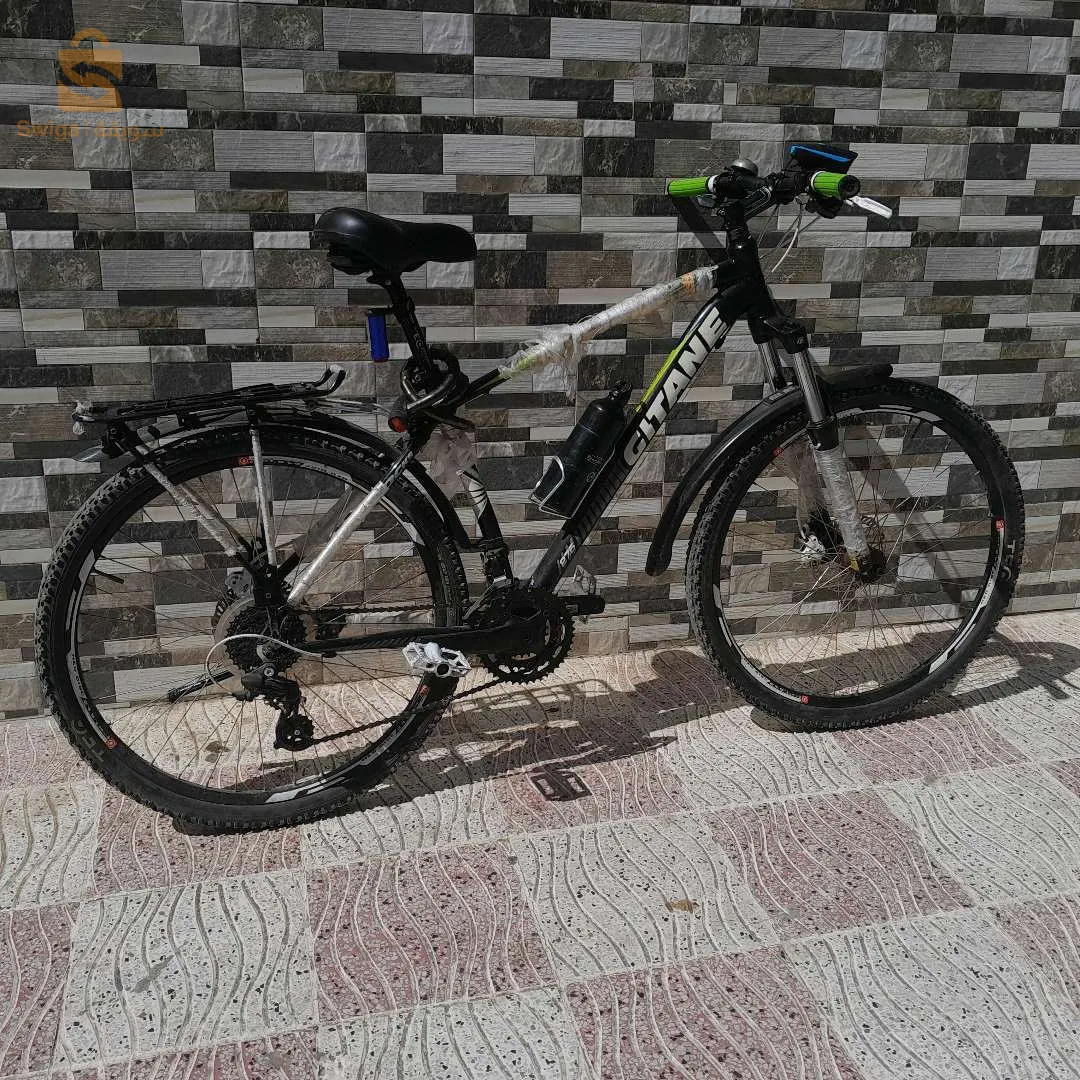 دراجتان هوائيتان