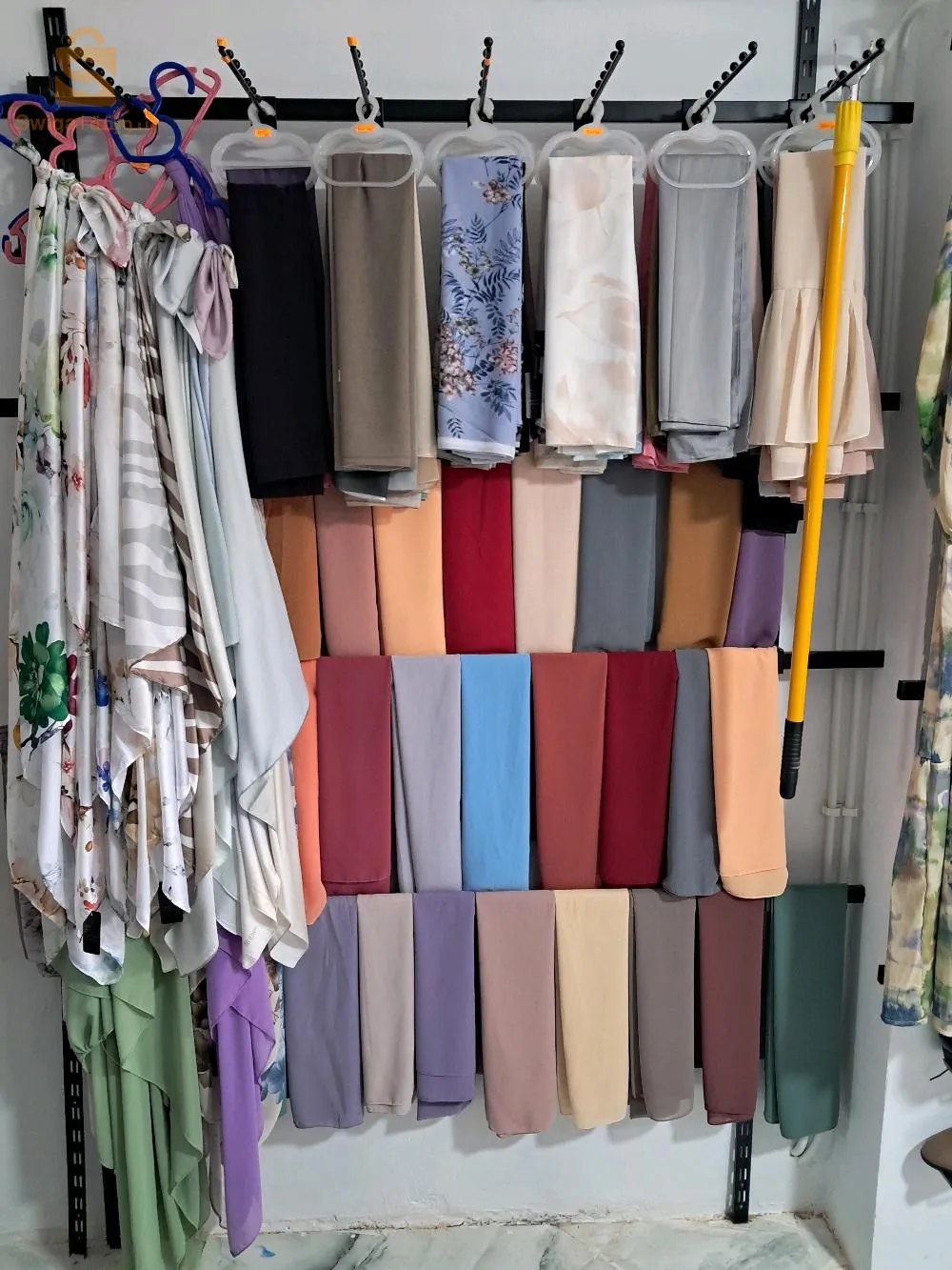 خمارات جميع الألوان و جودة عالية