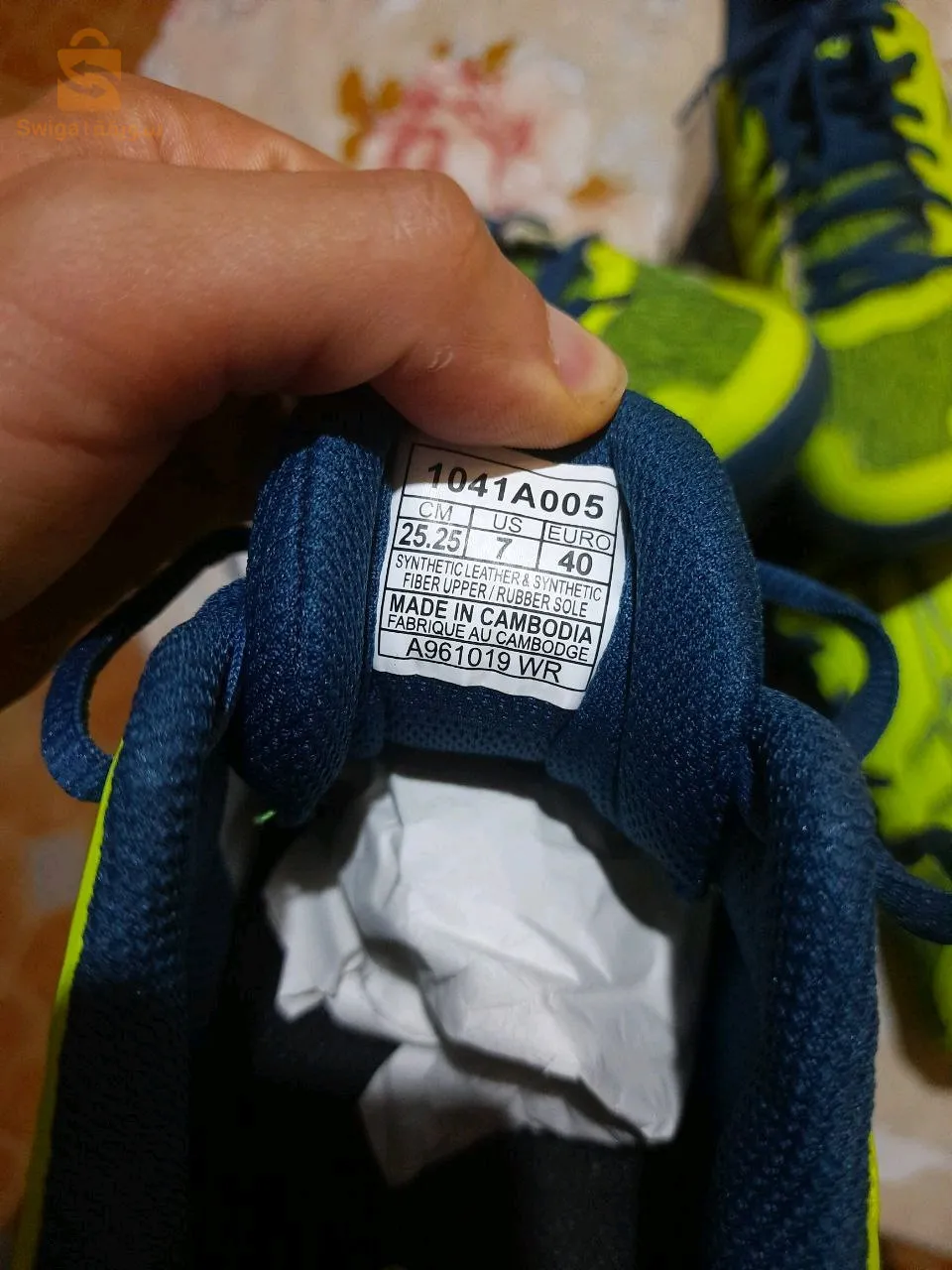 asics originale neuf 
0794318065