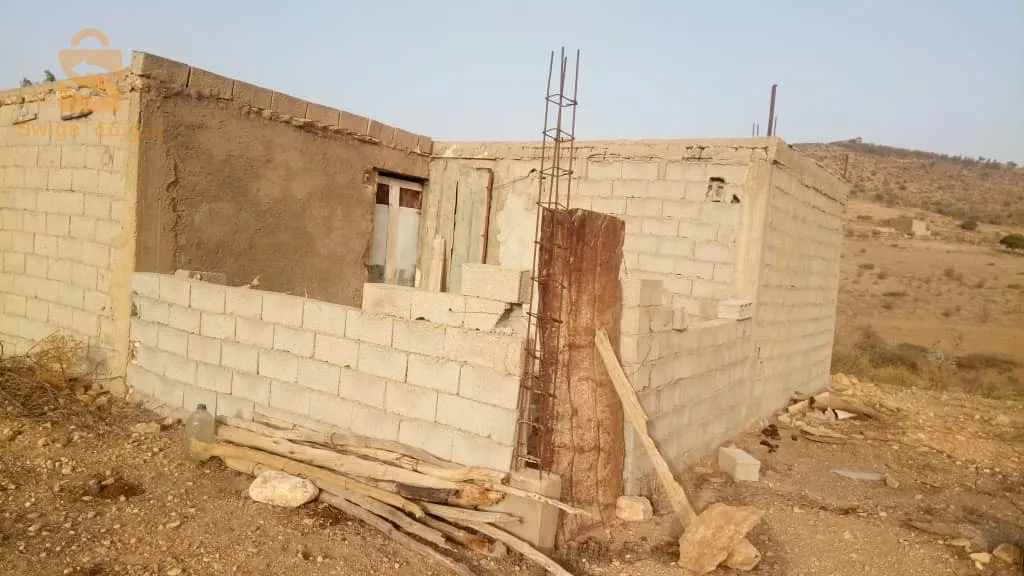 ارض فلاحية صالحة للبناء و الزراعة او الترميم بدفتر عقاري