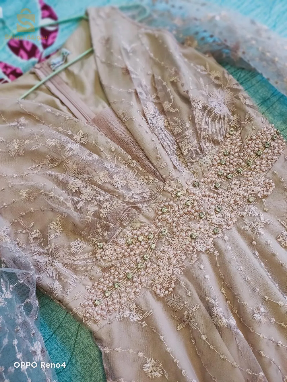 فستان شبه جديد