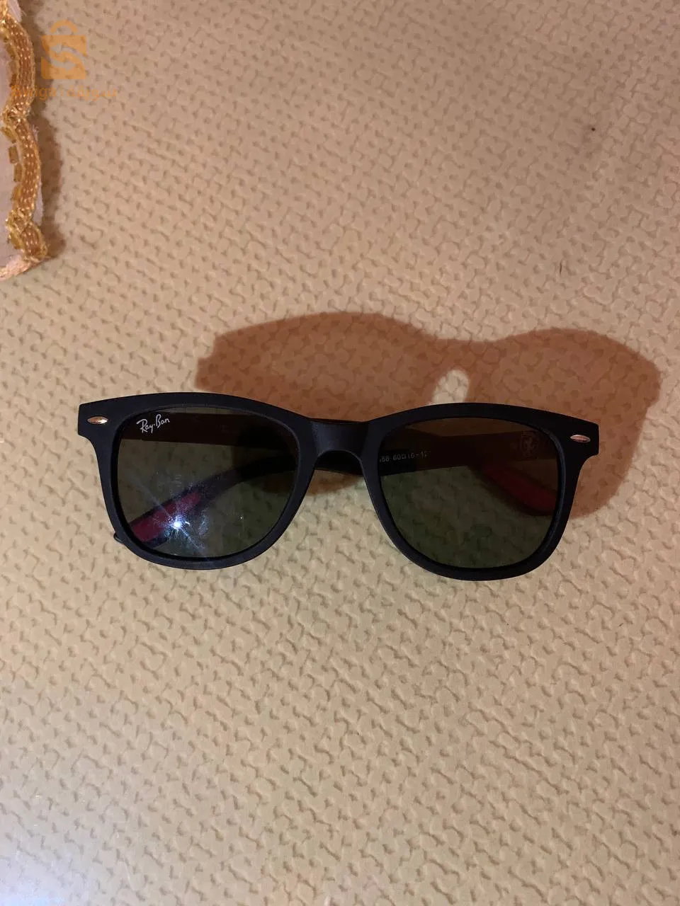 نظارات شمسية للجنسين