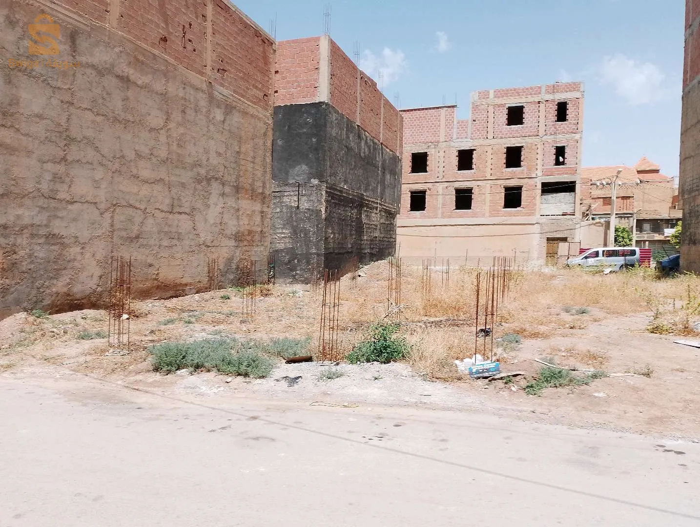 A plot of land in Riyadh neighborhood, Batna