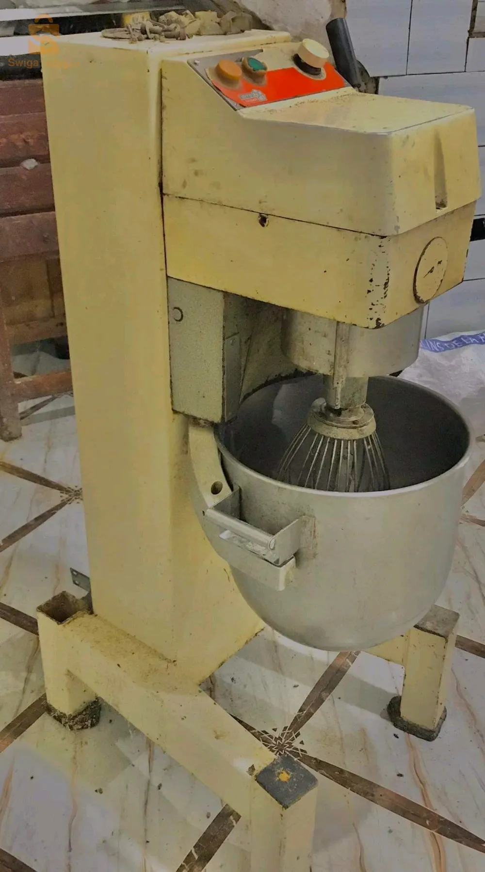 batteur 30 ltrs