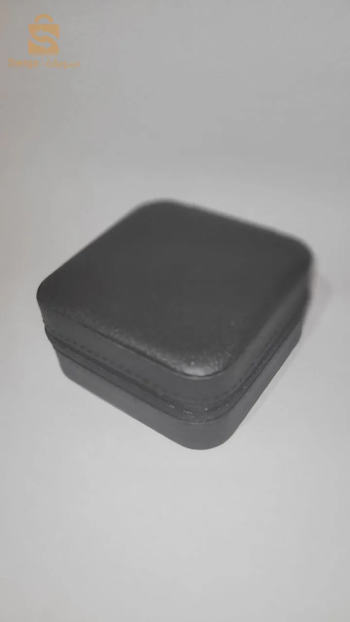 حاملة مجوهرات صغيرة