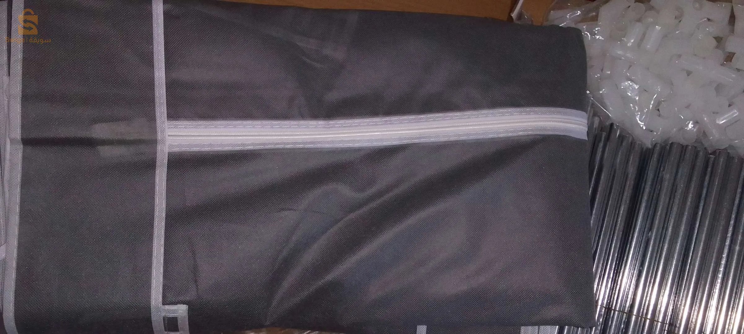 خزانة ملابس  متنقلة