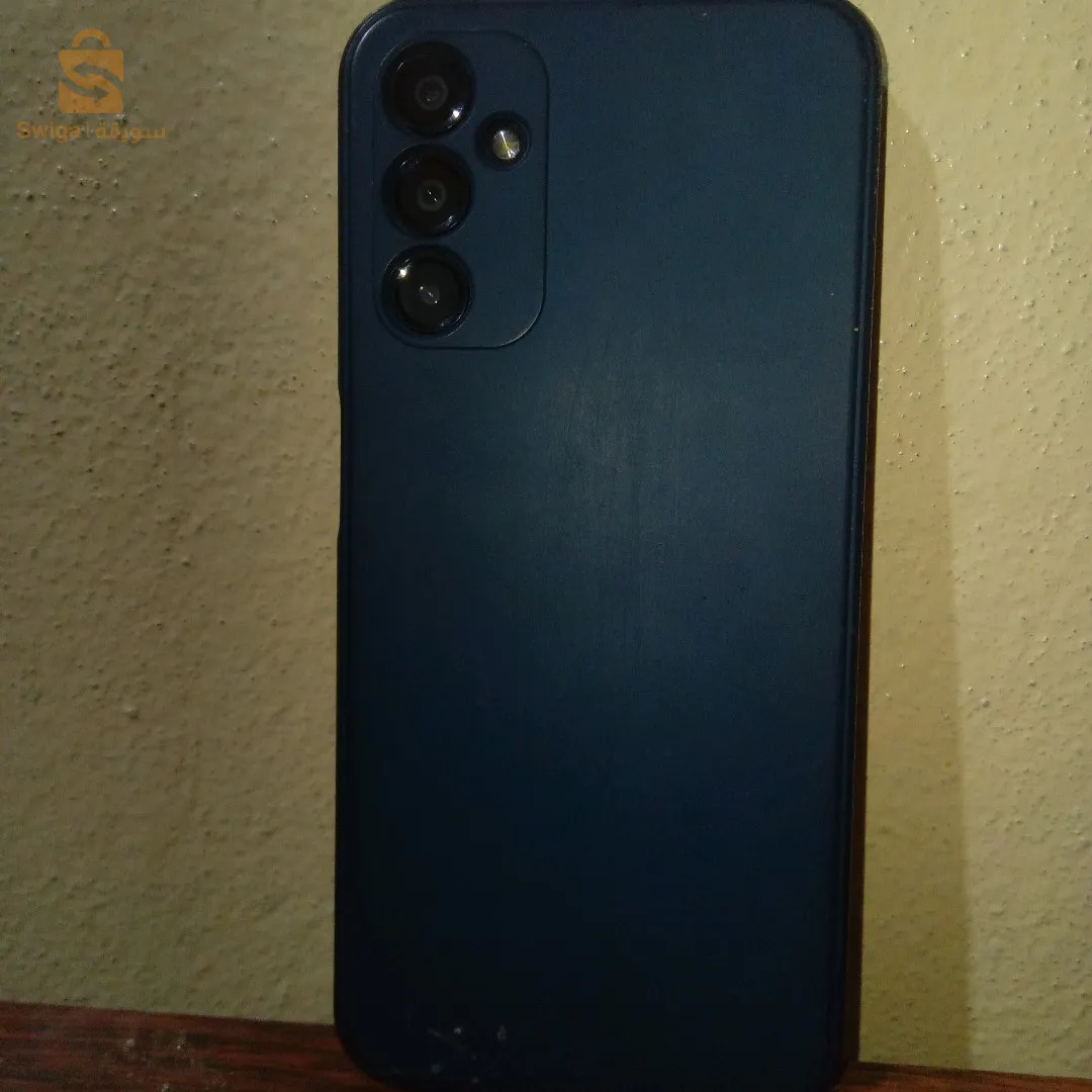 هاتف Samsung A14 في حالة جيدة للبيع