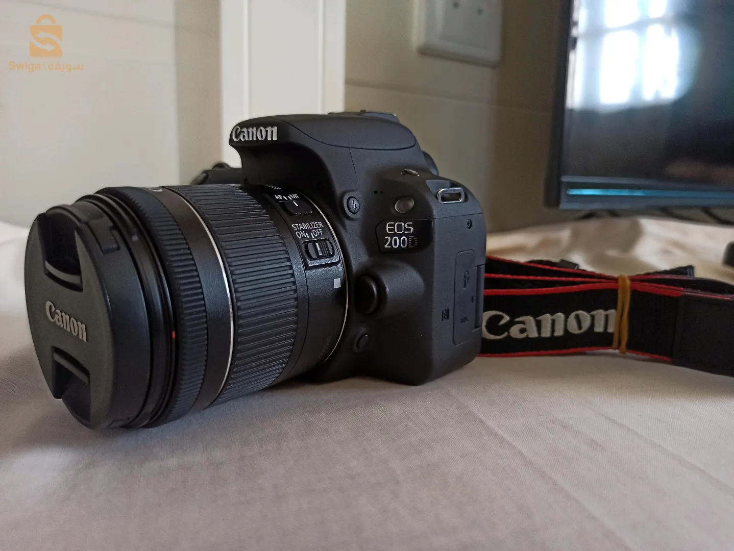 Canon 200D