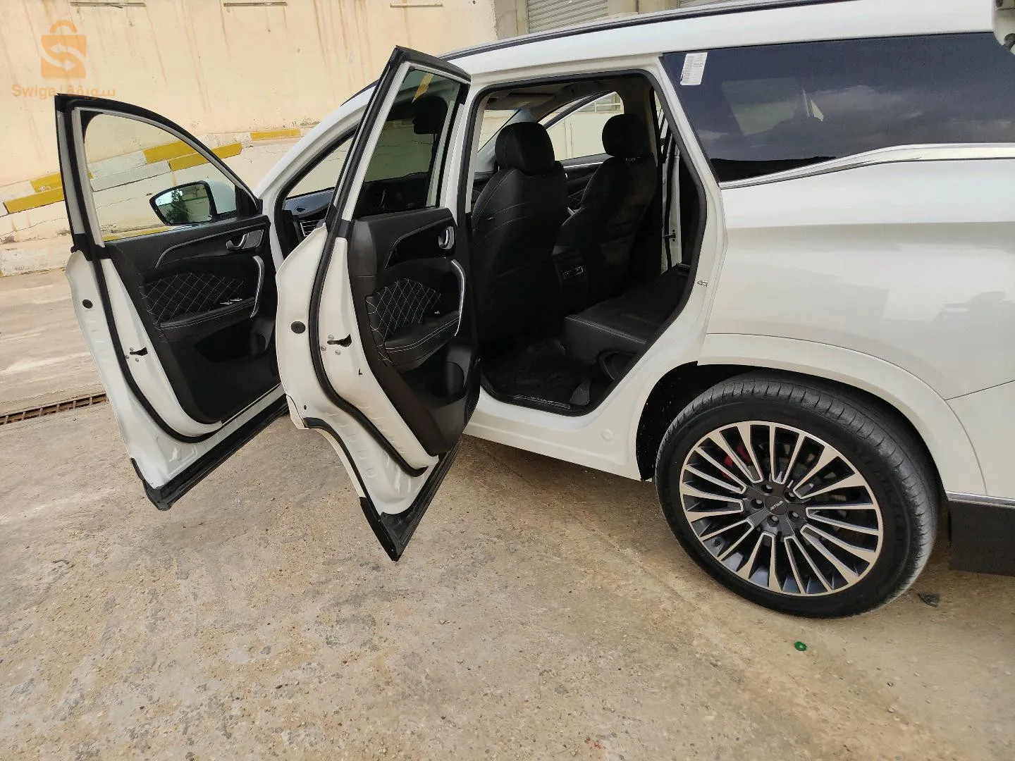 jetour x95 White luxury