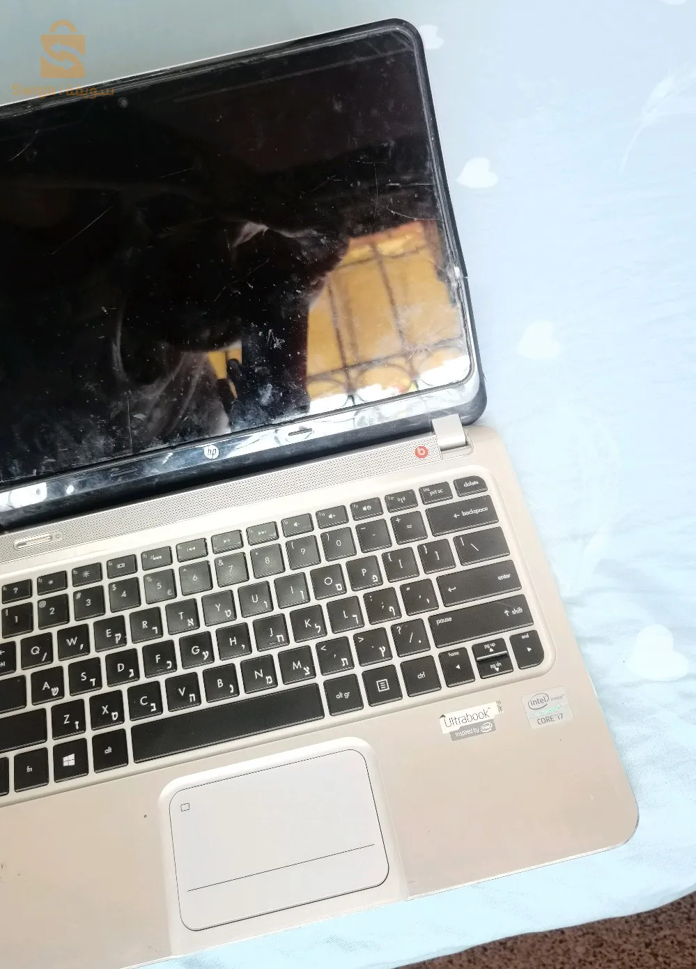 Pies Hp pro ultrabook (DV6) i7     3eme generation
13.3 " Ecaran tactile
Probleme Afficher Cassi