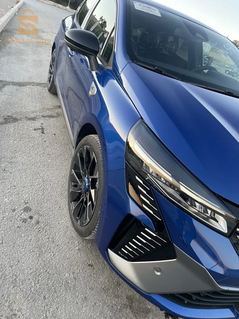 clio esprit alpine 2024