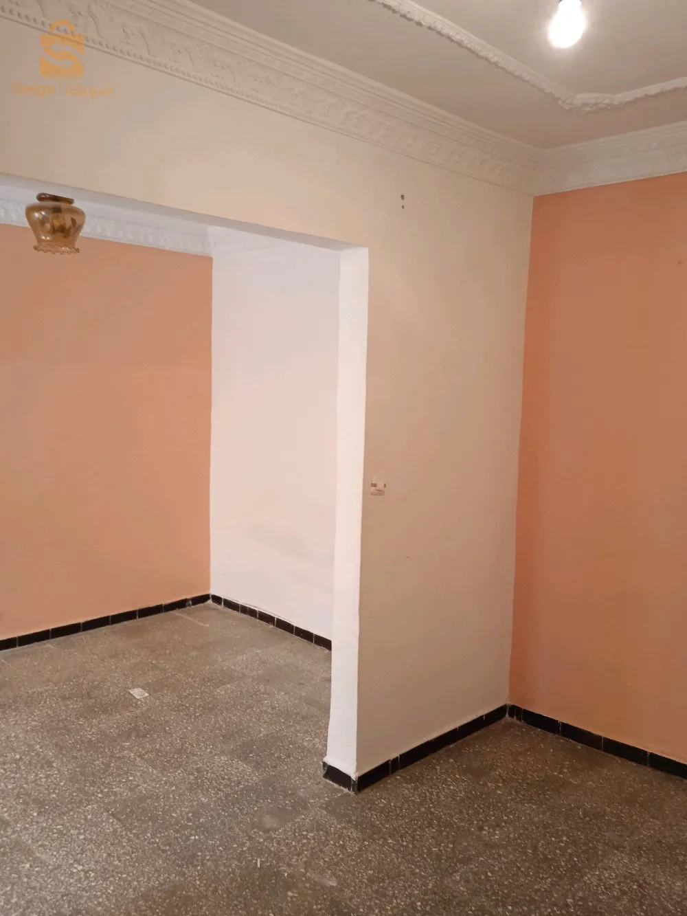 a vendre f2 aménagé en f3