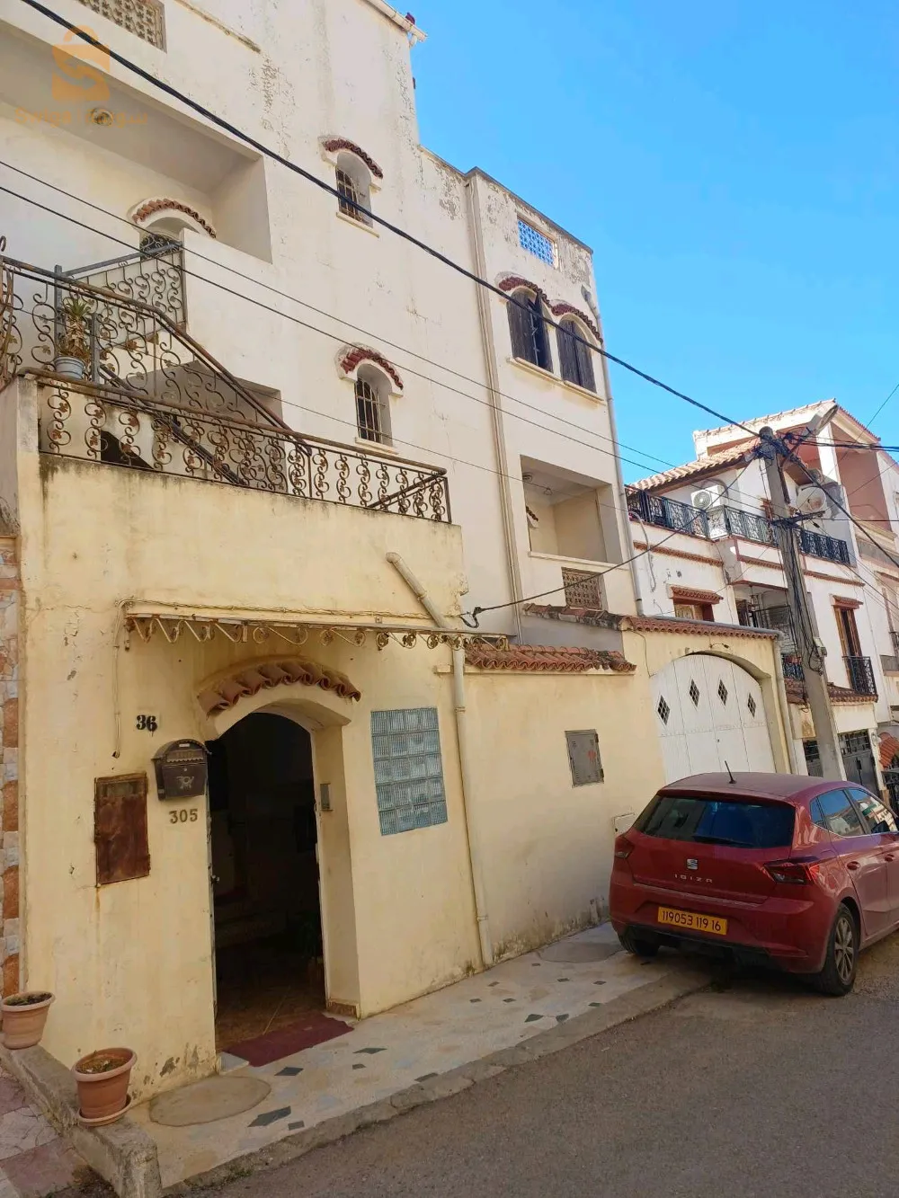 villa R+2+roof containing a laudry room