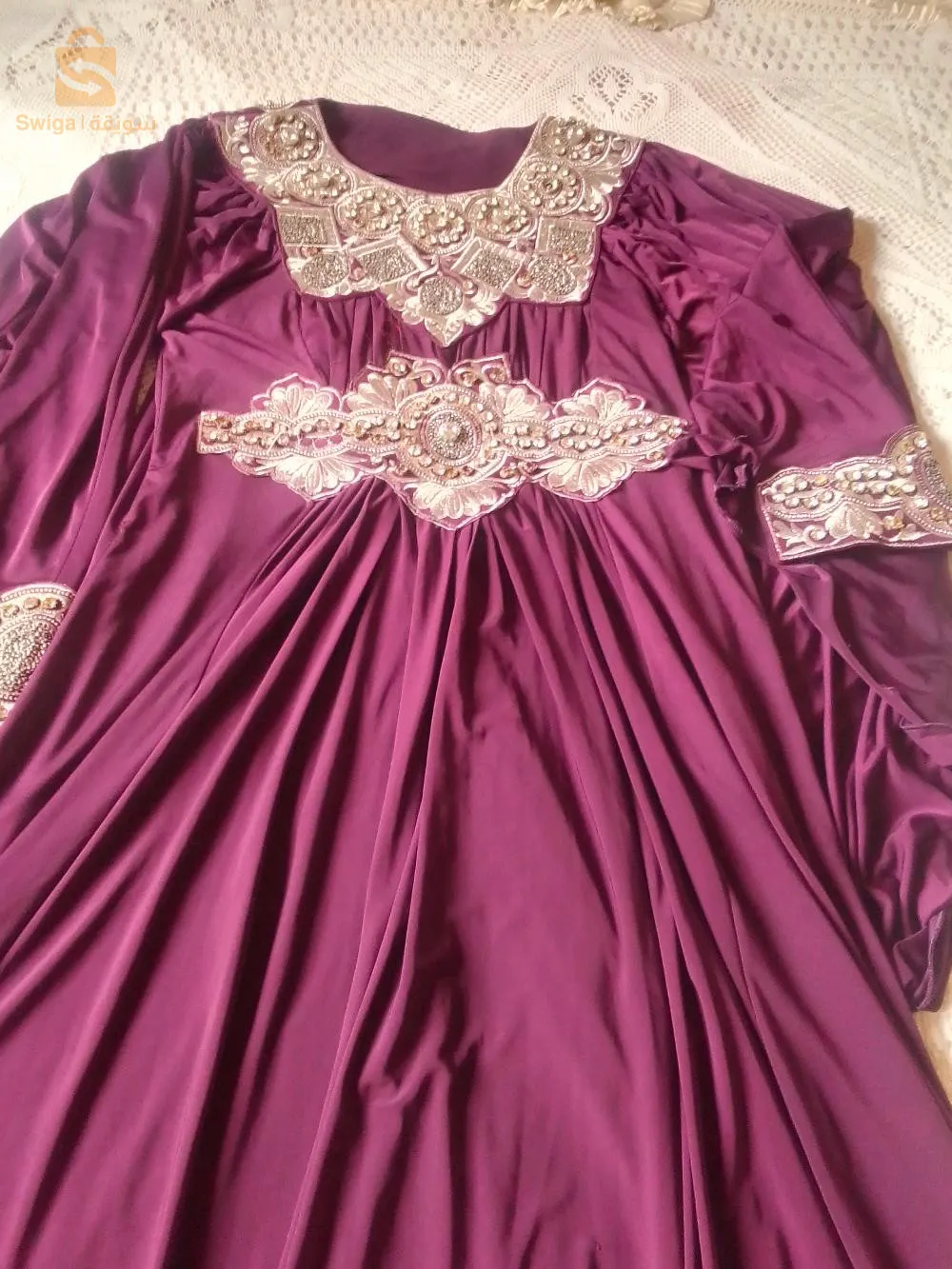 ملابس نسائية للاعراس