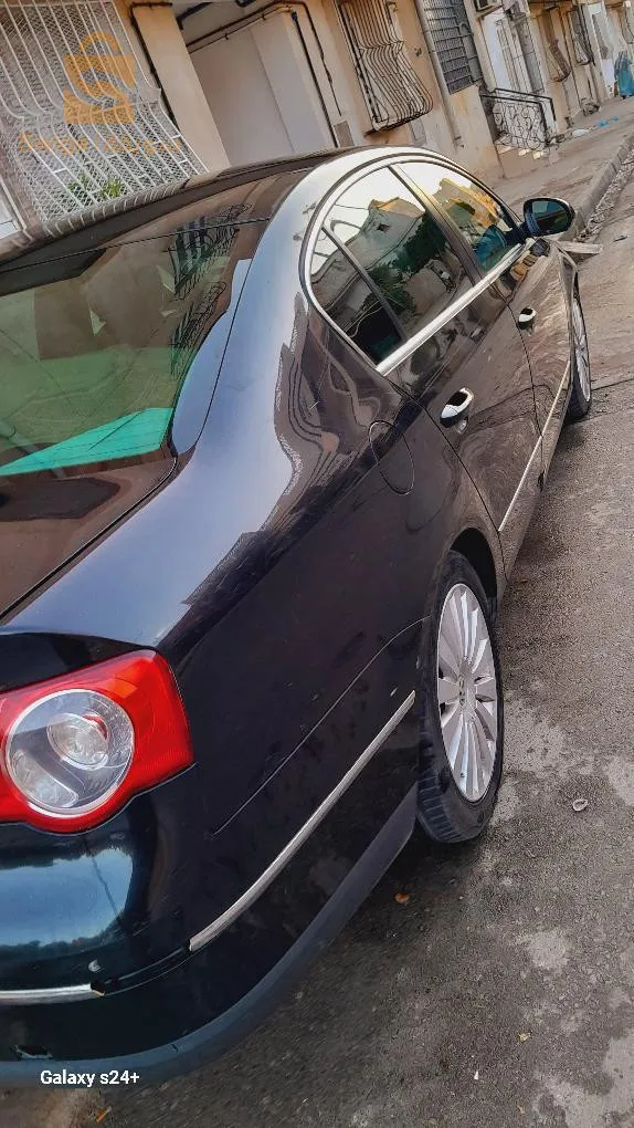 passat B6 noir 2.0 TDI 143ch