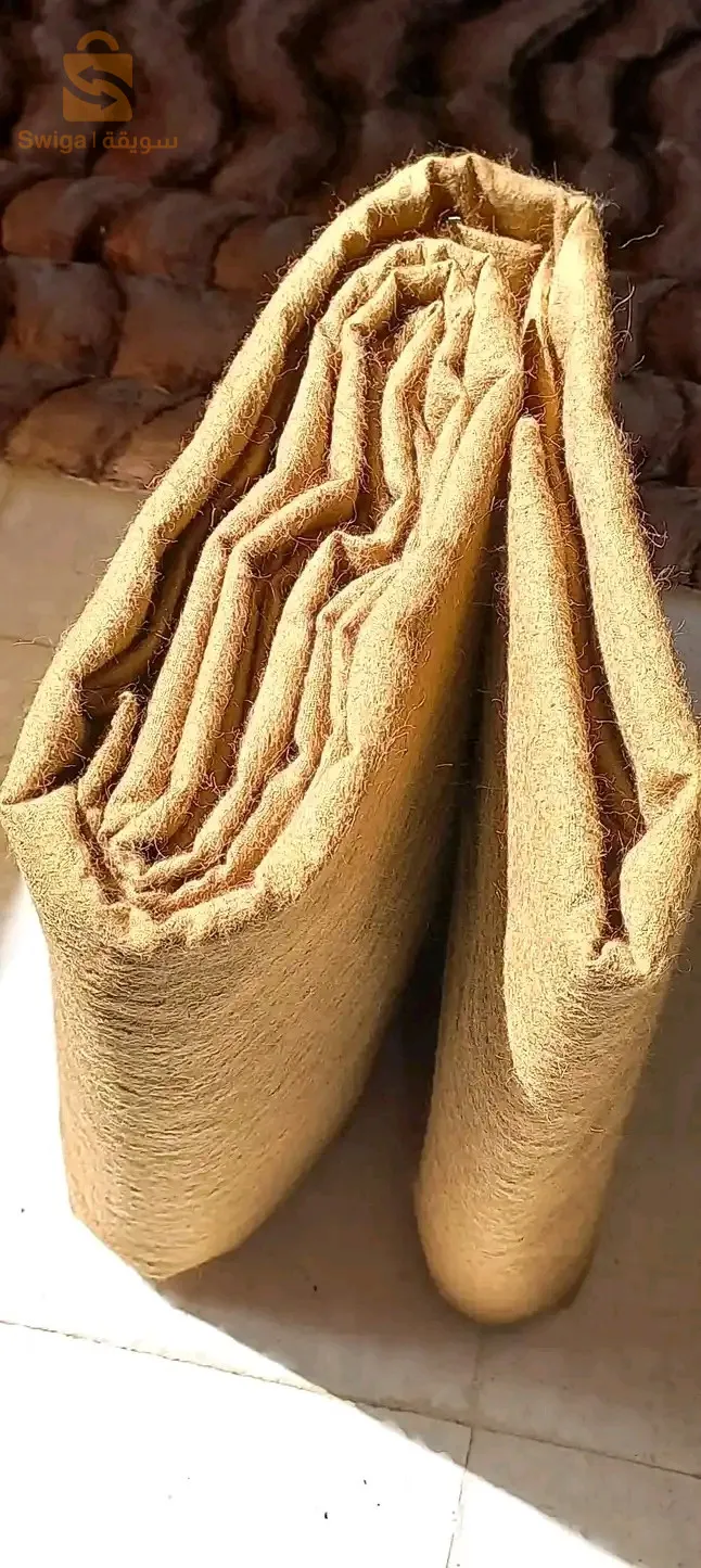 قطعة من قشابية وبر عقيقة