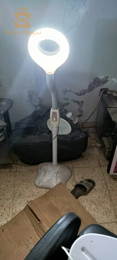 أدوات صالون حلاقة نساء