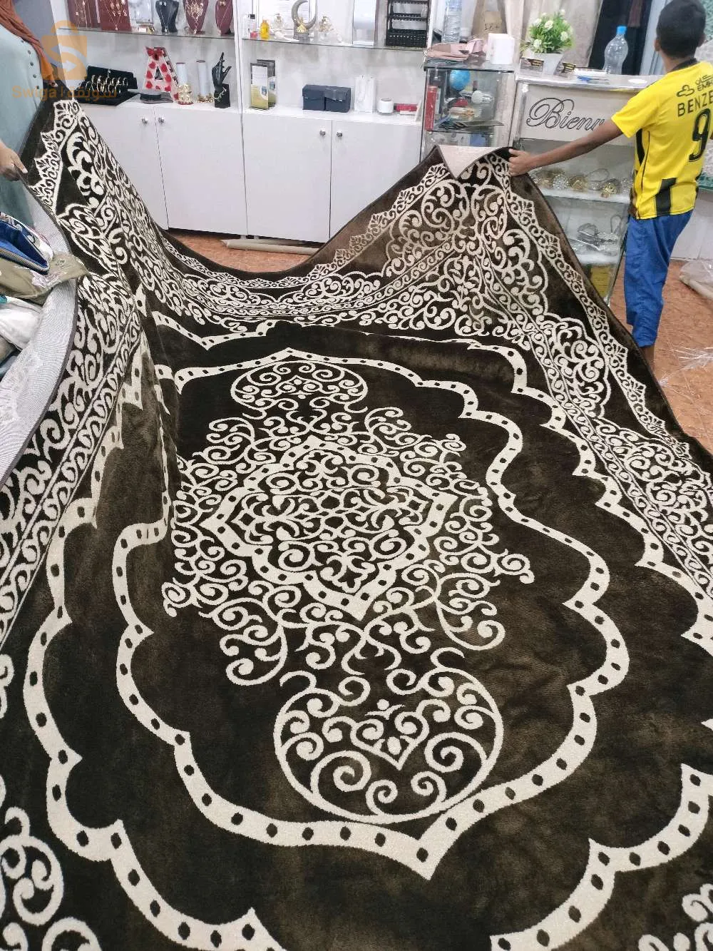 كل انواع المفروشات