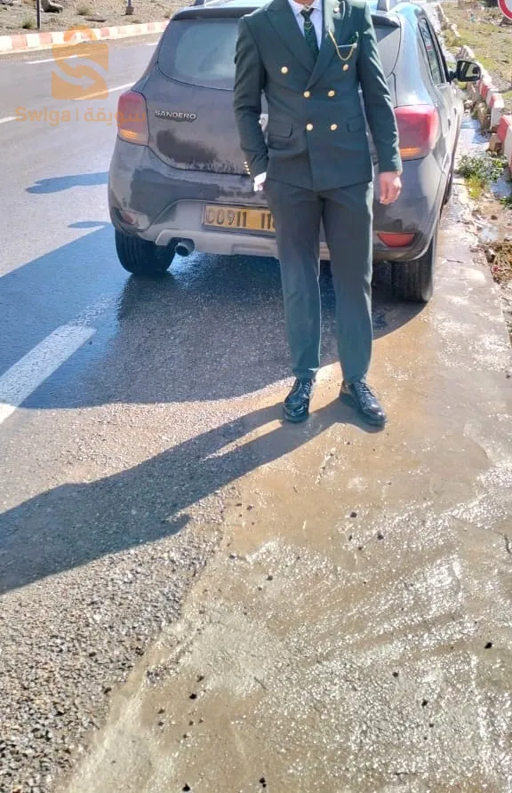 ملبوس خطرة وحدة بشوميز والاكسسوارات