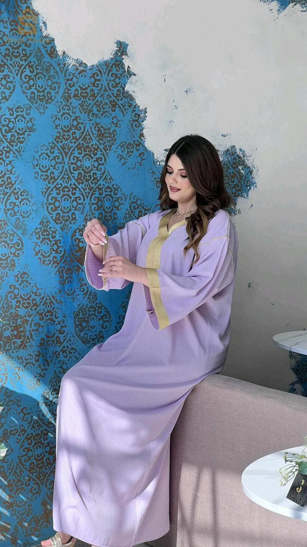 فستان نسائي