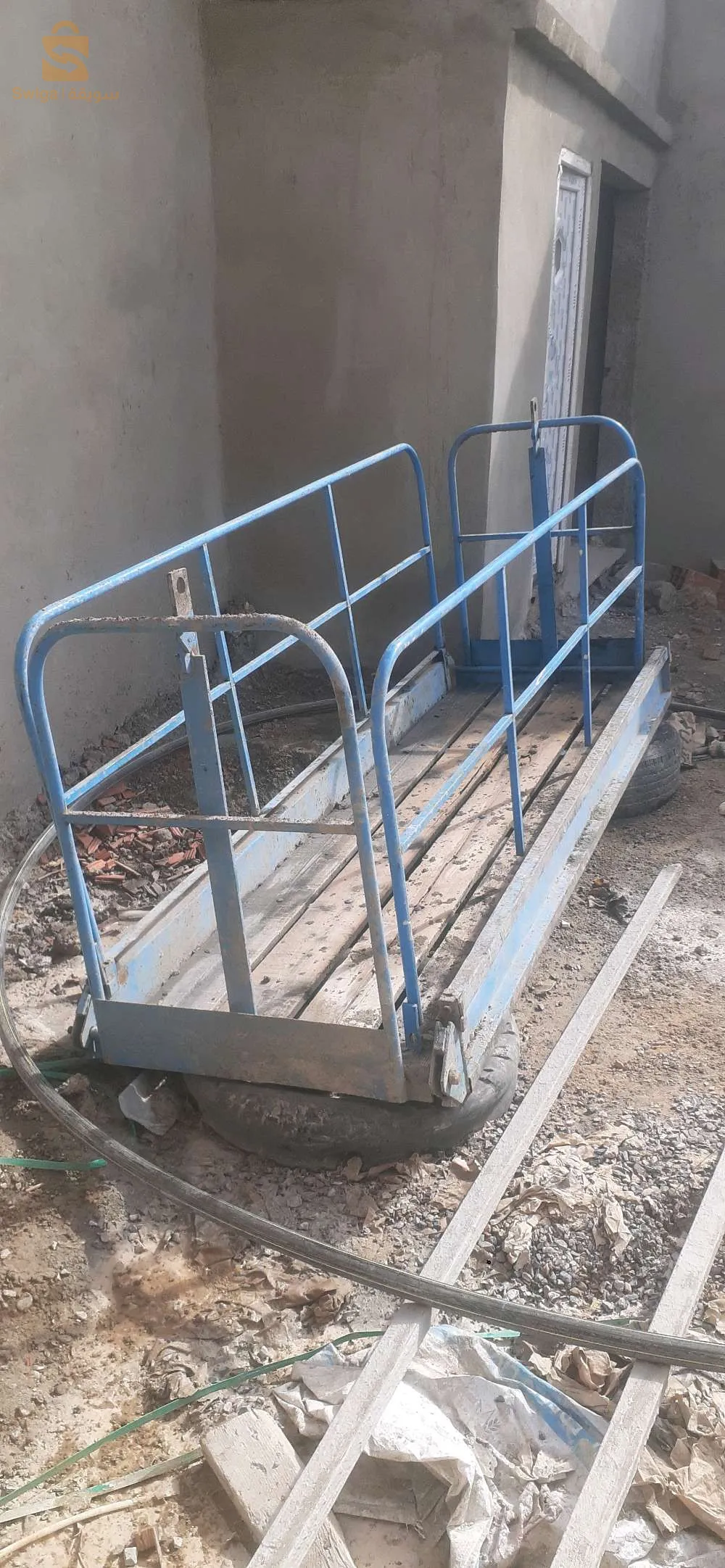 سقالة ١ يدوية
