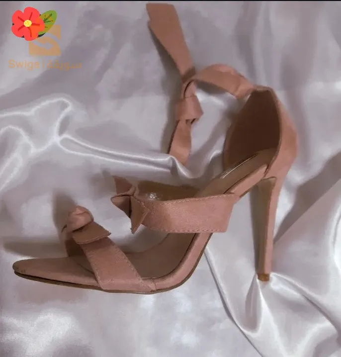 Sandales à talons hauts en daim 🇨🇵BESTELLE
🇨🇵
❌️Quantité très limitée ❌️