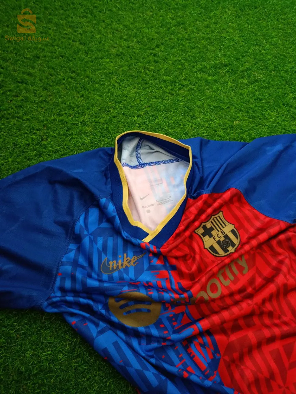 قميص برشلونة