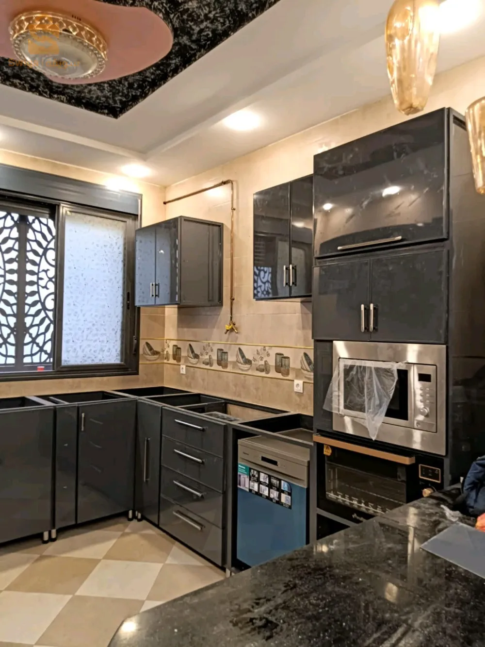 ديكورات عصرية aluminium