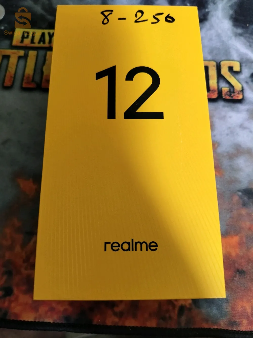 realme 12