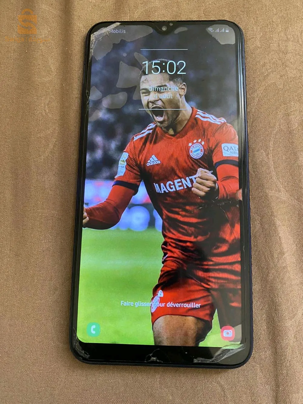 هاتف جميل للبيع بسعر رخيص جدا