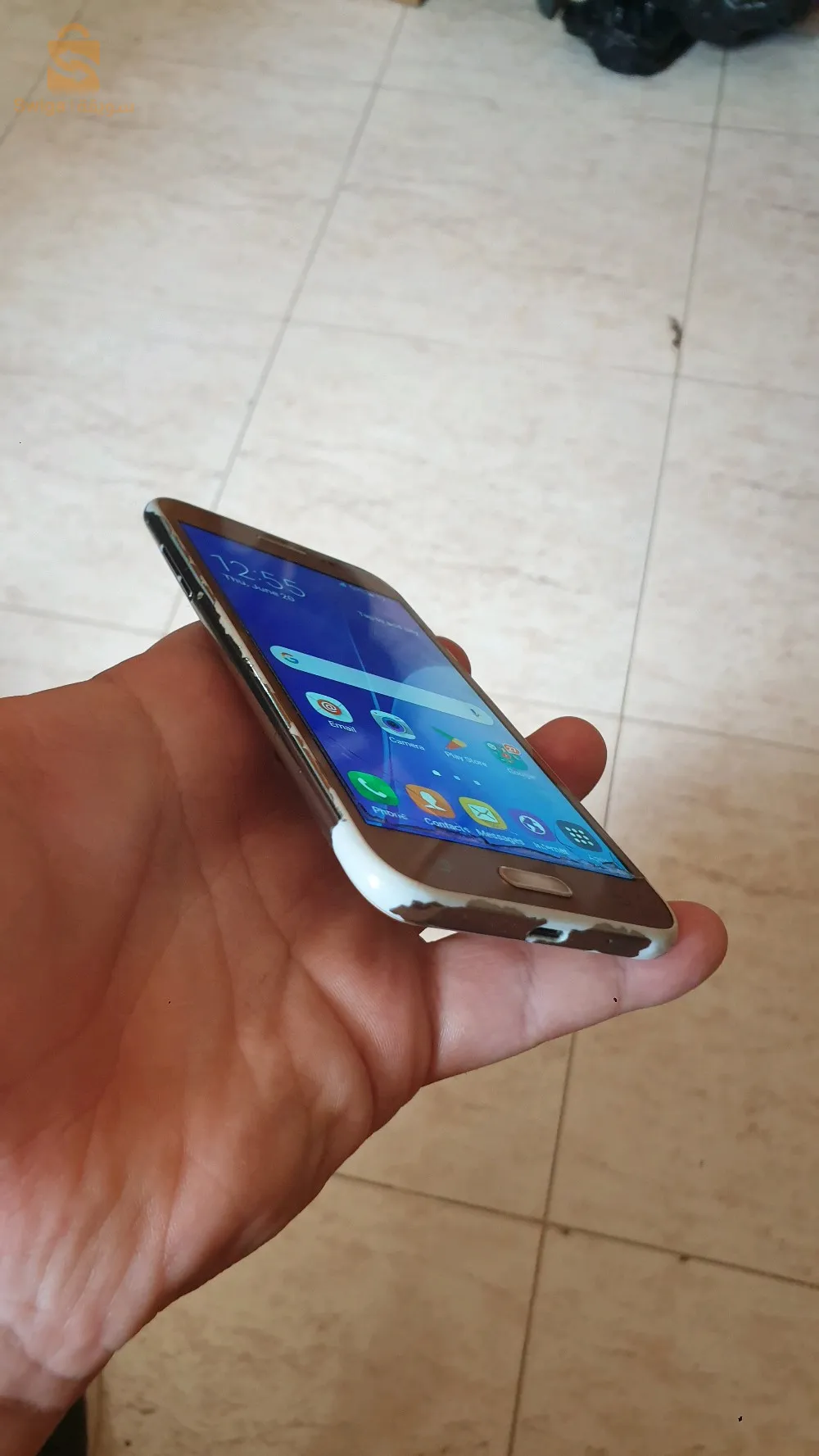 samsung galaxy j2 maeche bien stockage 8gb ram 1gb bettrie très bonne