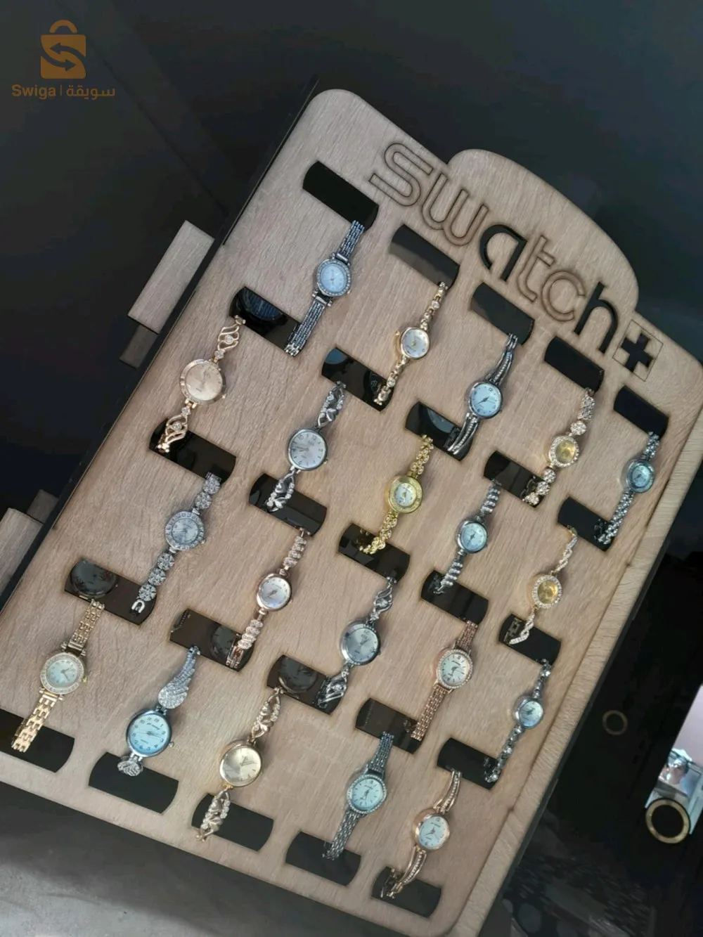 ساعات نساء ورجال