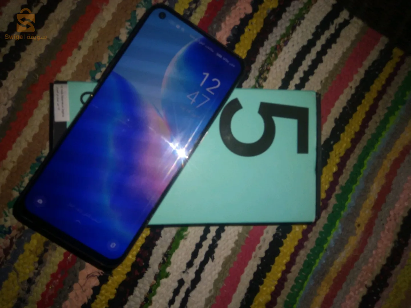 هاتف oppo reno 5 
Snapdragon 720G
Ram 8
Stockage 128