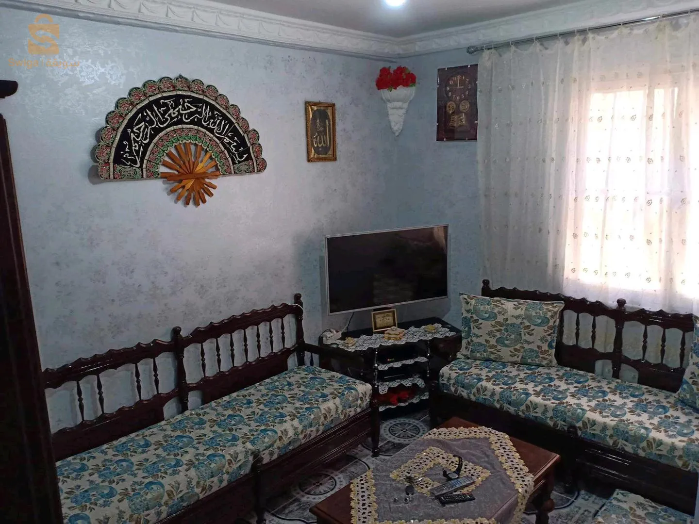 سكن f3أرضية للبيع ولاية المدية بلدية ذراع سمار 
ملكية
 المساحة الإجمالية حوالي 3أر  
مساحة السكن 12 م/8م بعقد الملكية 
مساحة الكلكاصة 15م/8م راهي فالتسوية 
كما يتوفر على وسط الدار اللي راهو فالصورة 
قريب من الدرك الوطني ، المسجد ، المدرسة ،المتوسطة والثانوية وأيضا المركز الصحي ، النقل وحتى المكتبة 
الأهم والله على ما أقول شهيد الجيران ماشاء الله
المهتم يتصل بمولاه  0782962611
لا أرد على التعليقات