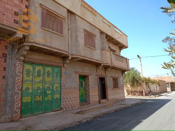 فيلا للبيع في منطقة هادئة و امنة قريبة من مدينة بطيوة و ارزيو