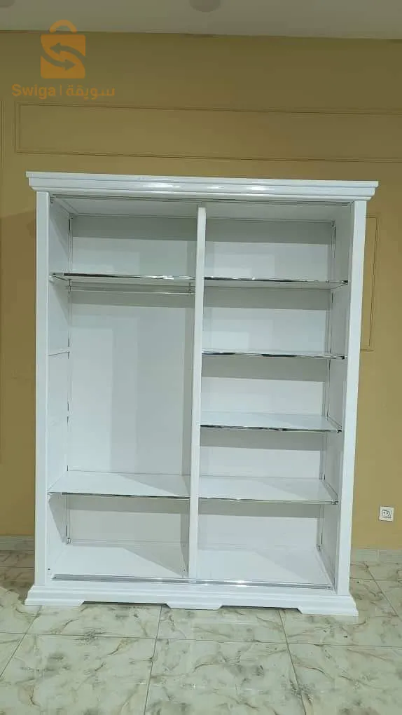 خزانة خشب أحمر ⚒️🔥