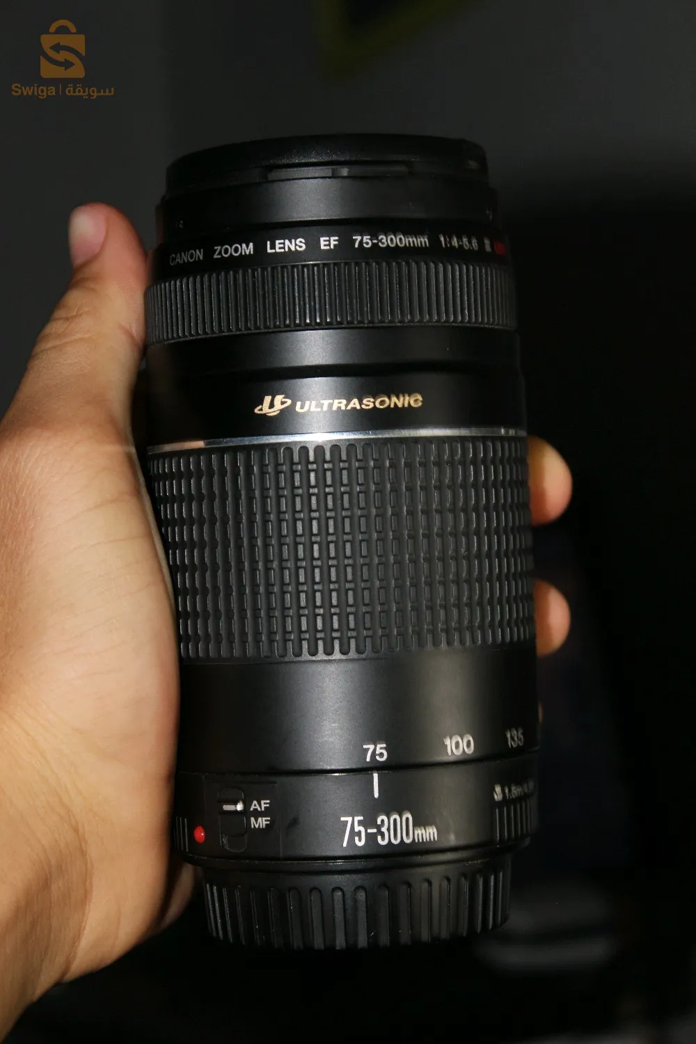 canon Ultrasonic zoom lens EF 75-300mm 1:4-5.6 lll usm