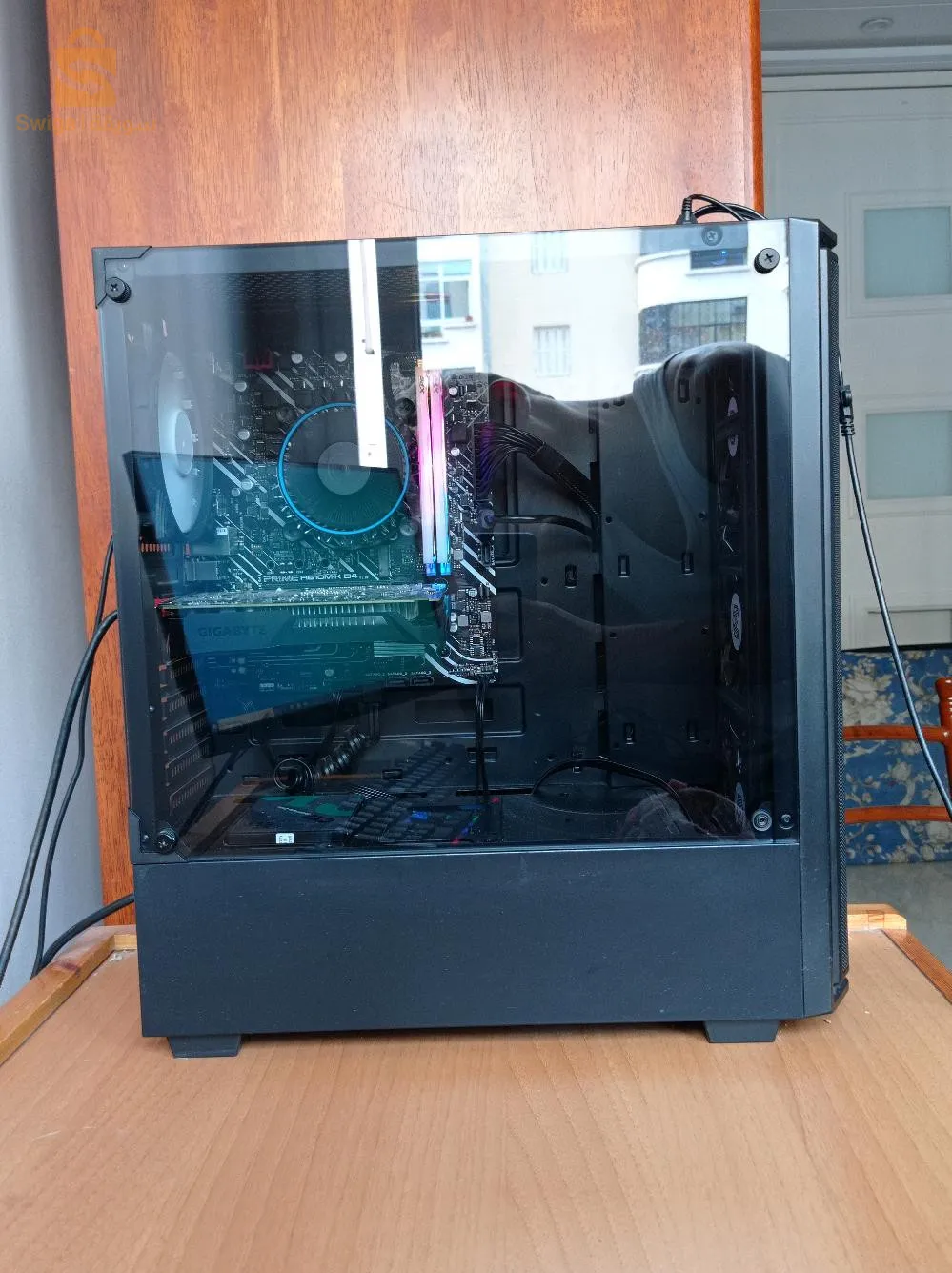 حاسوب للبيع بسعر خيالي وموصفات جيدة