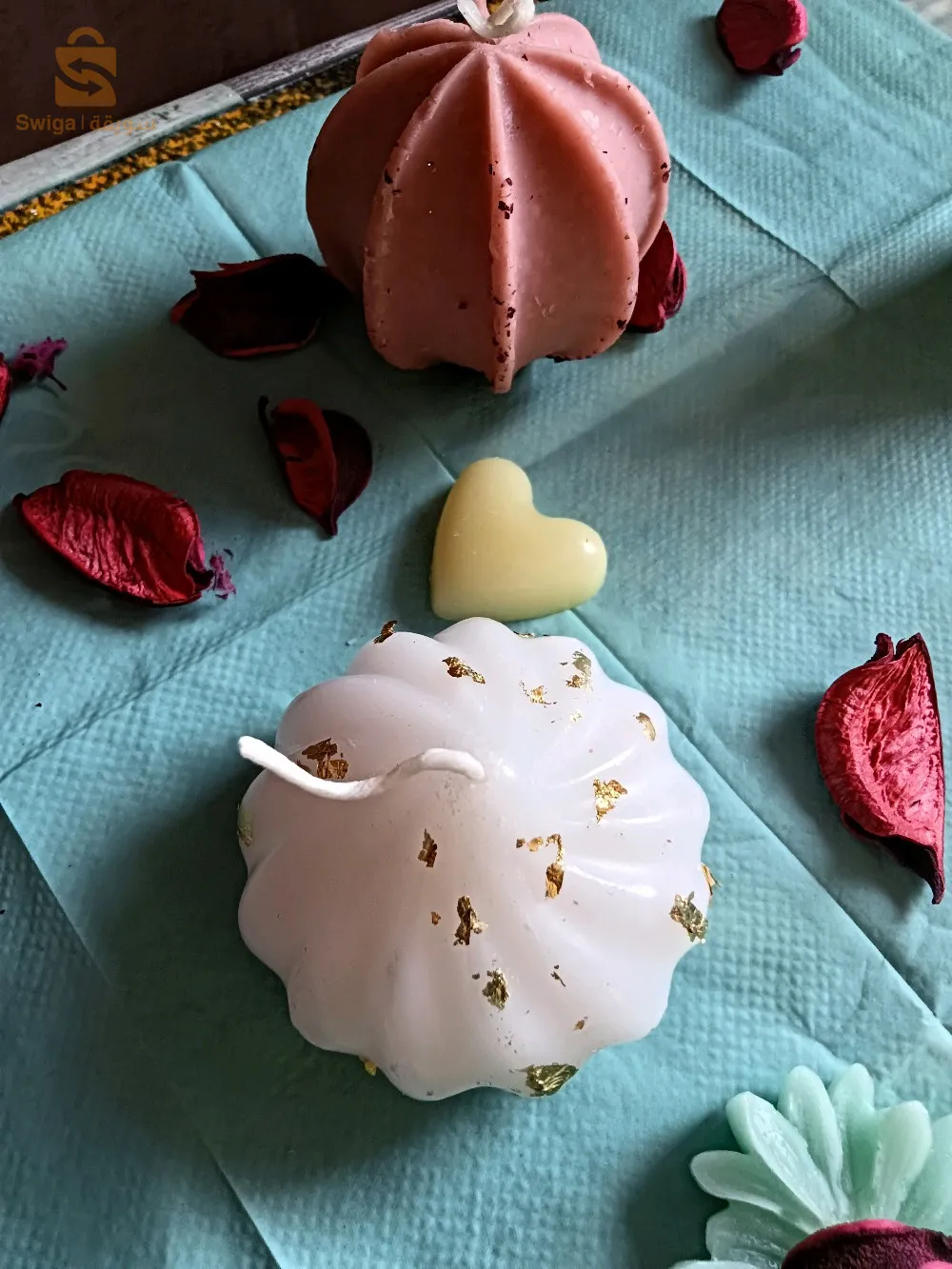 شموع معطرة